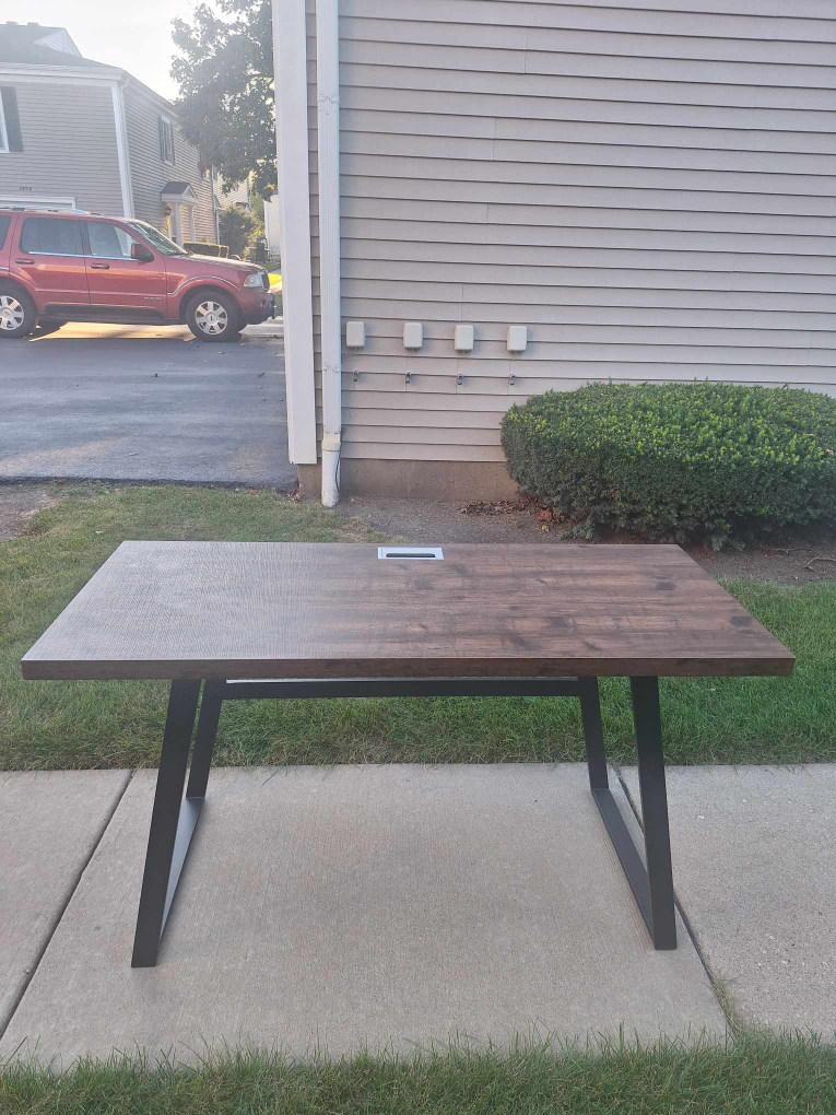 Stylish Modern Wood Desk