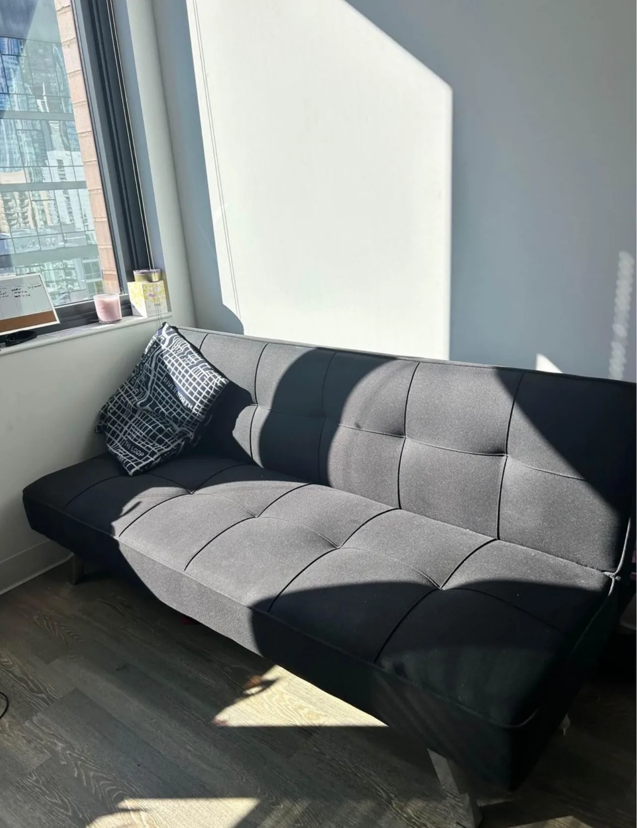 Futon image indicator(3)