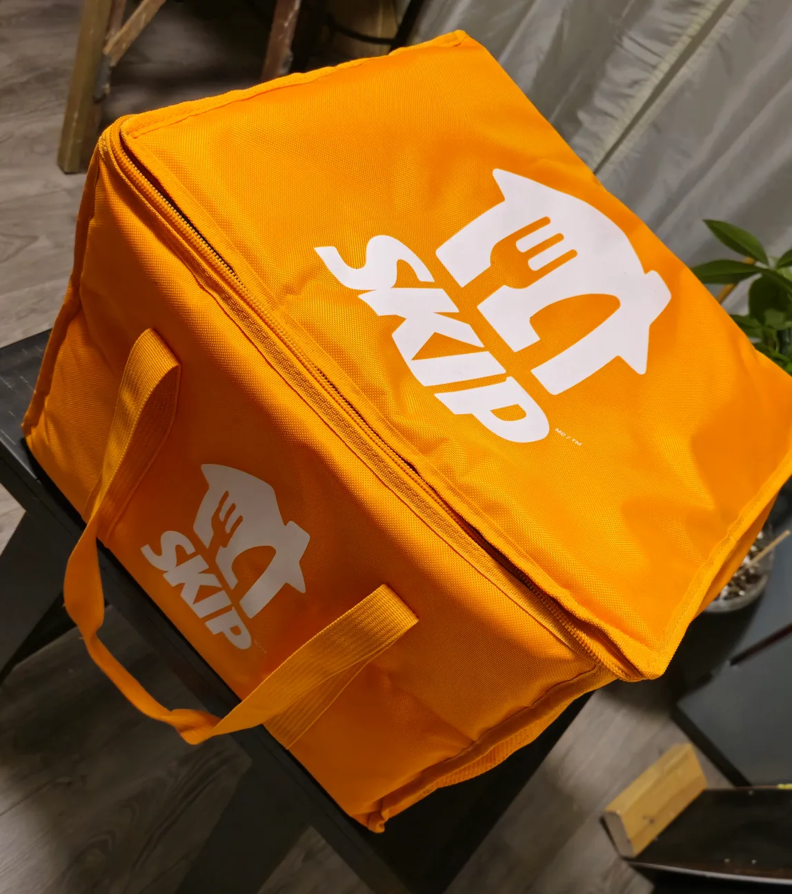 Skip the Dishes Insulated Delivery Bag & pizza  delivery bag image indicator(2)