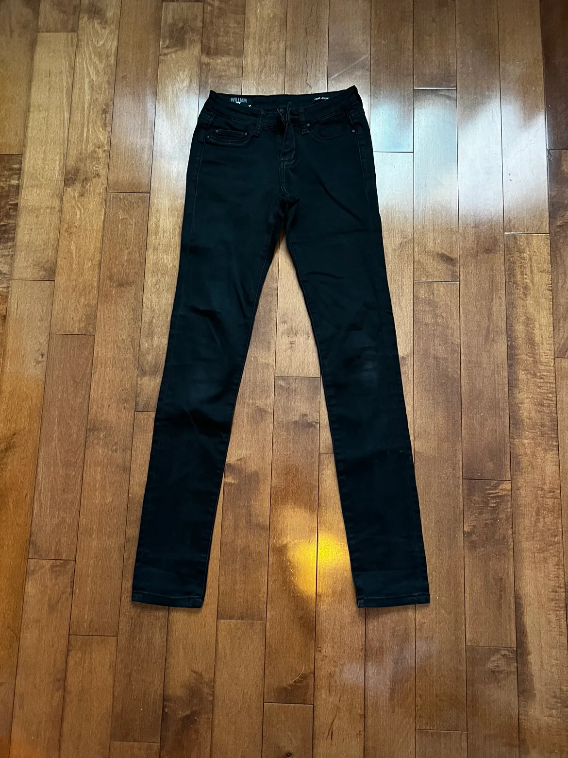 5 pairs of Jeans image indicator(8)