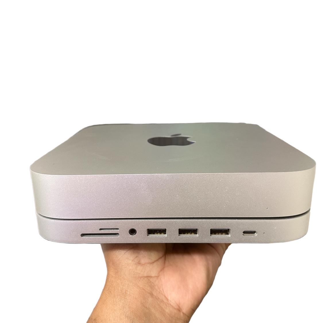 Mac Mini M1 16GB- 1TB with dock