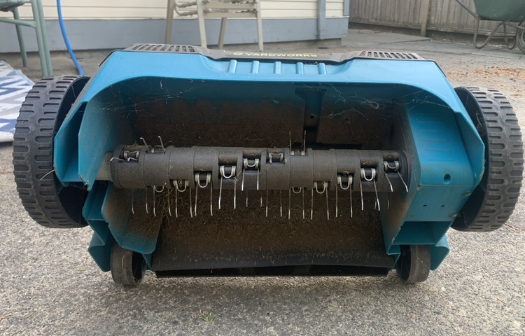 Yardworks 14" Aerator - photo 2