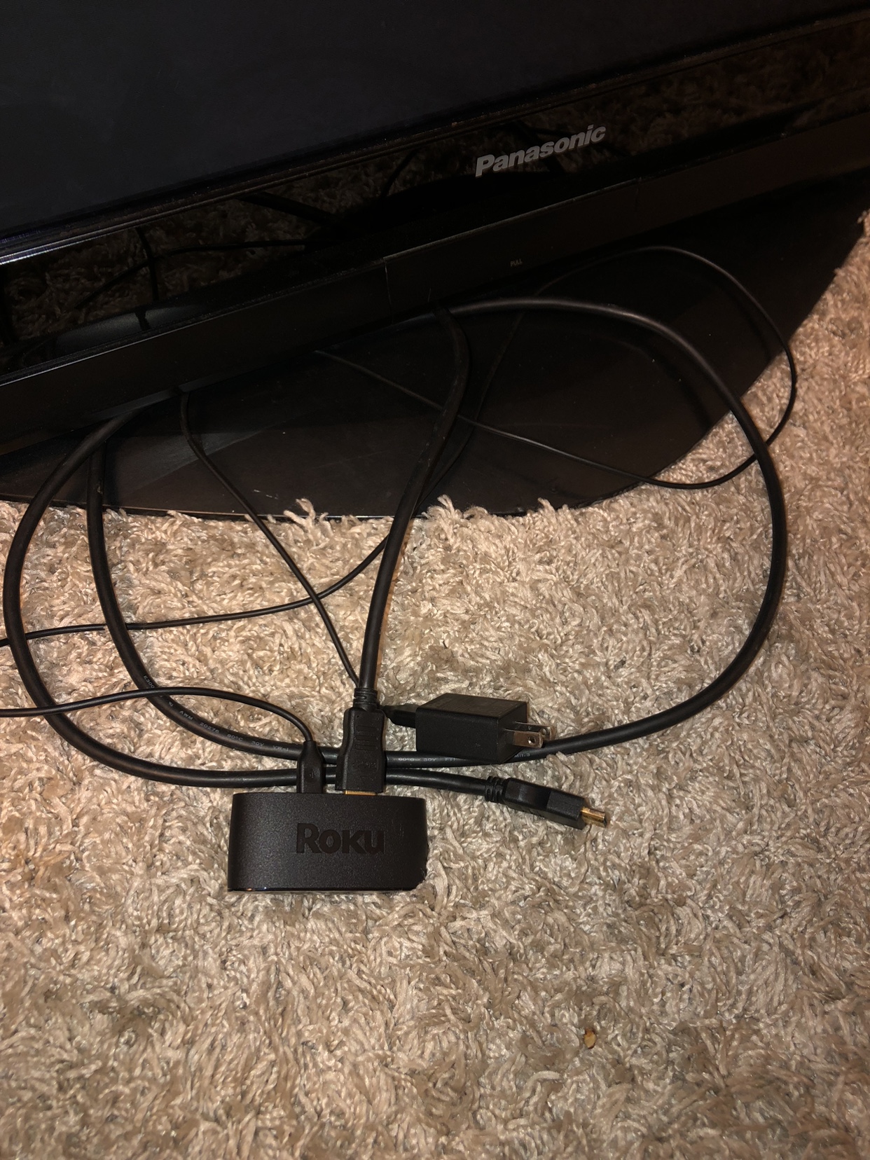 Panasonic 48" TV with Roku device - photo 5