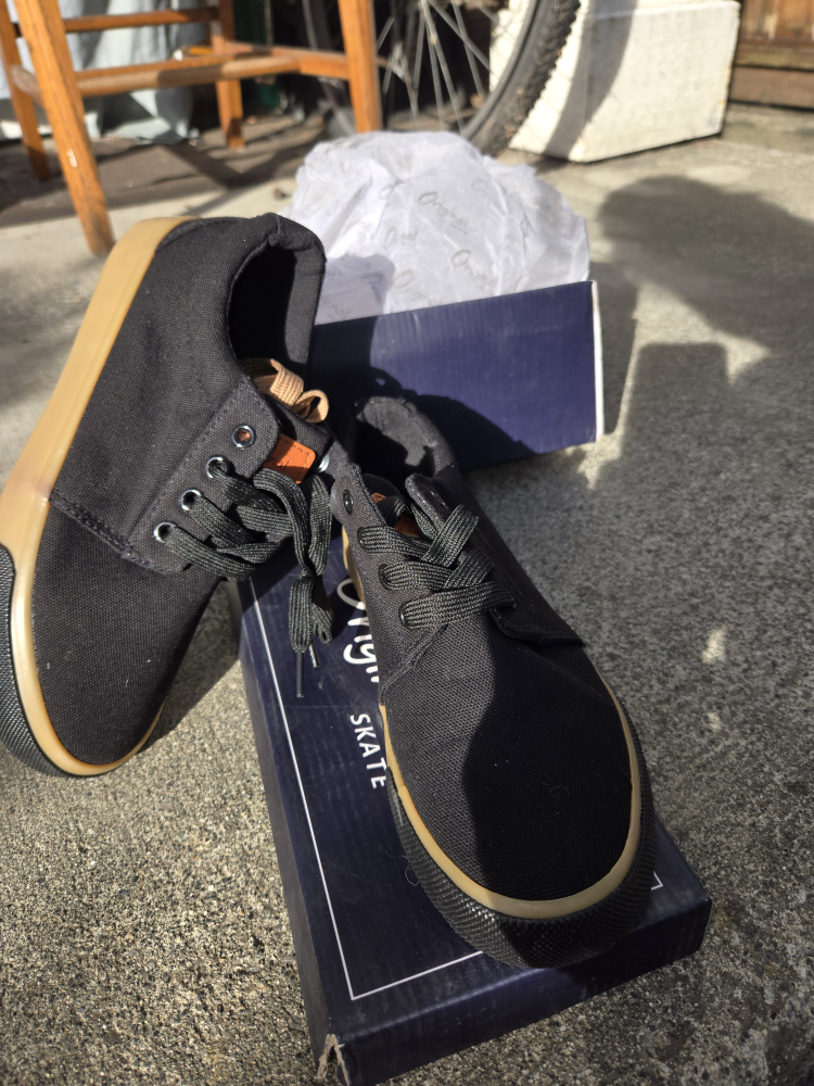 Onyx Skate Shoes size 8 - photo 3