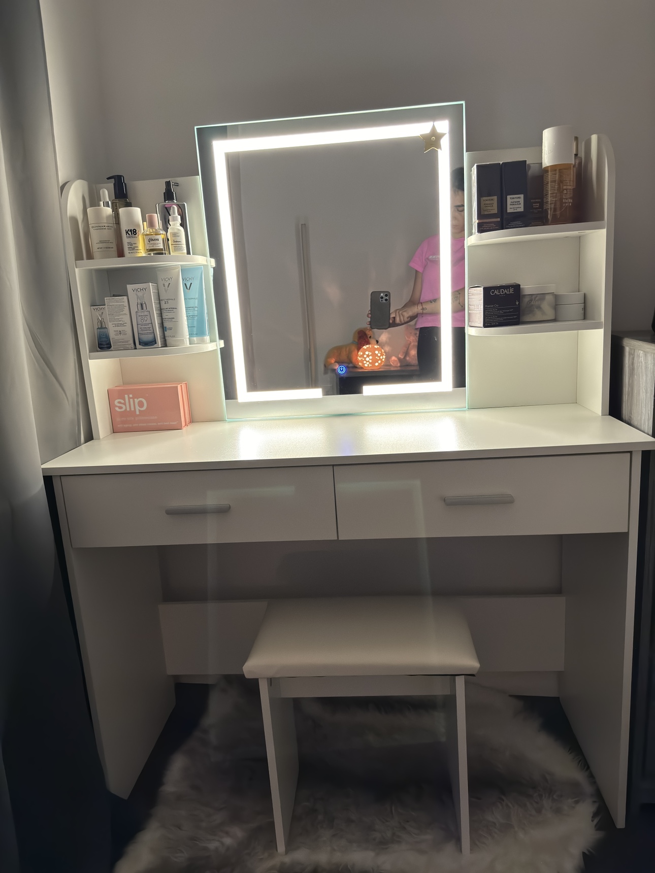 Vanity Set with Stool and Mirror