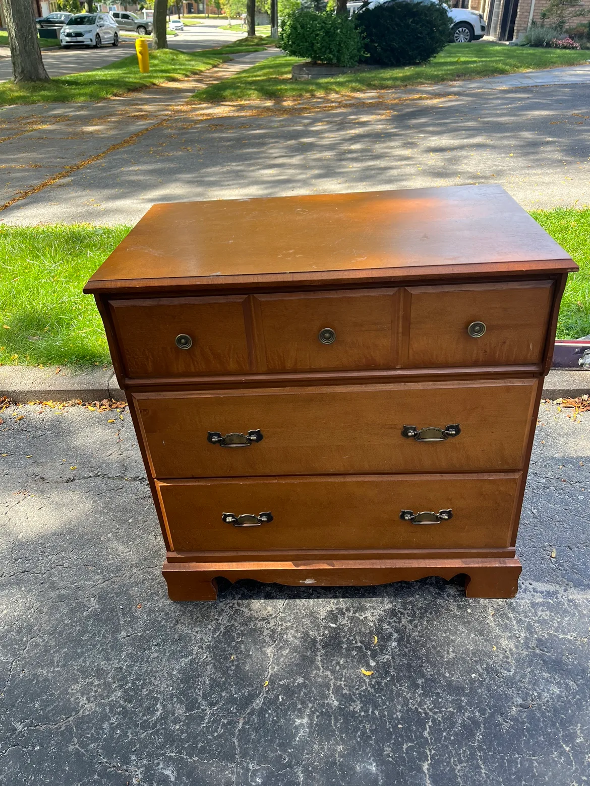 Dressers thumbnail