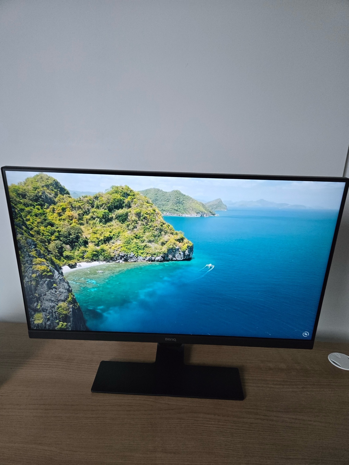 27'' Computer Monitor BenQ - Like new