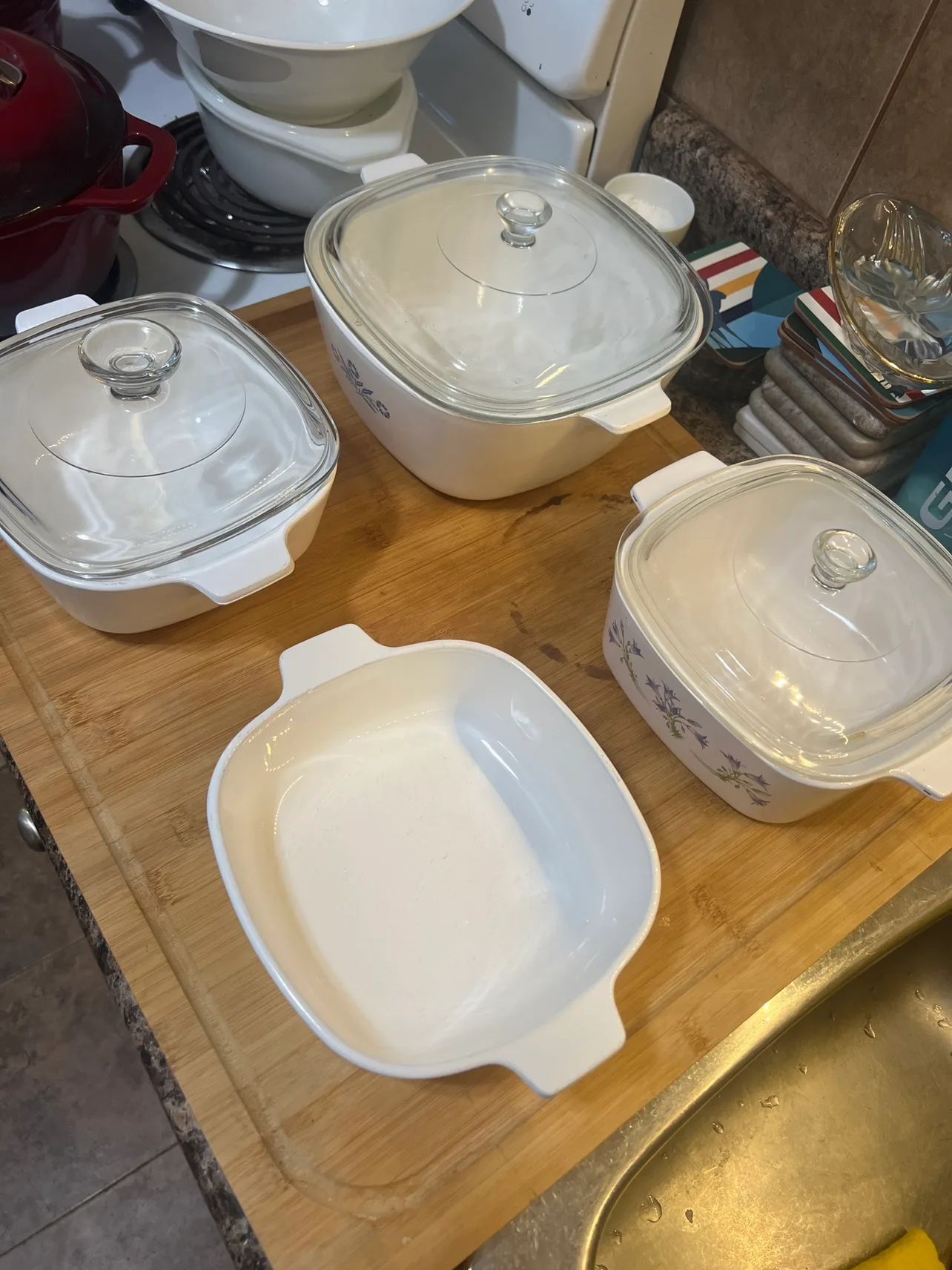 Pyrex Bluebell 4 Piece Set thumbnail