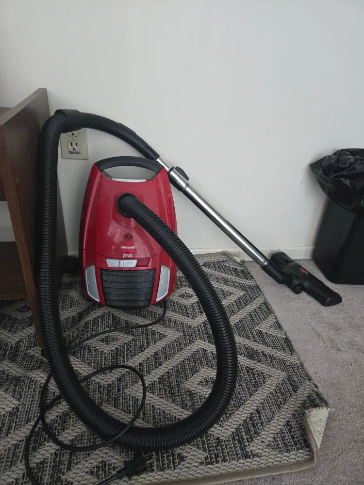 bissel Zing Vacuum thumbnail