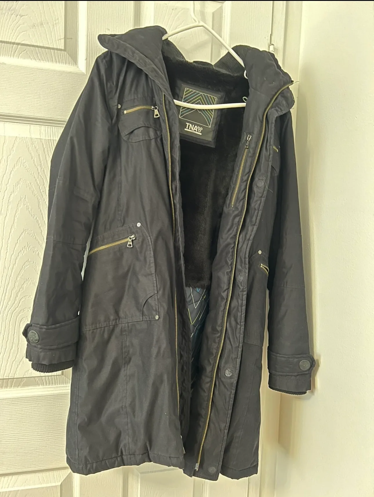 TNA winter jacket image indicator(2)