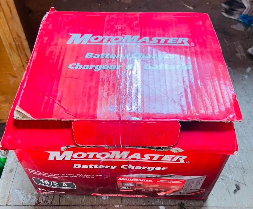 Motomaster 10/2A Battery Charger image indicator(2)