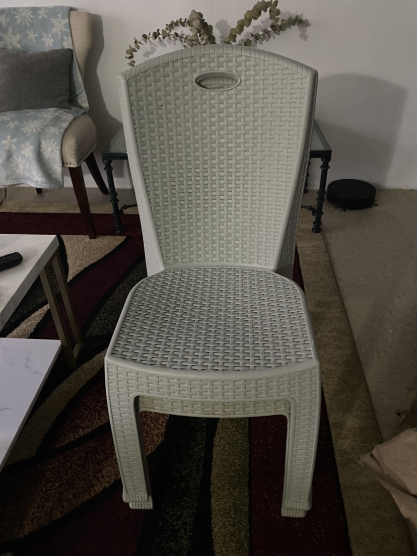 Wicker Dining Chairs #ThriftyPicks
