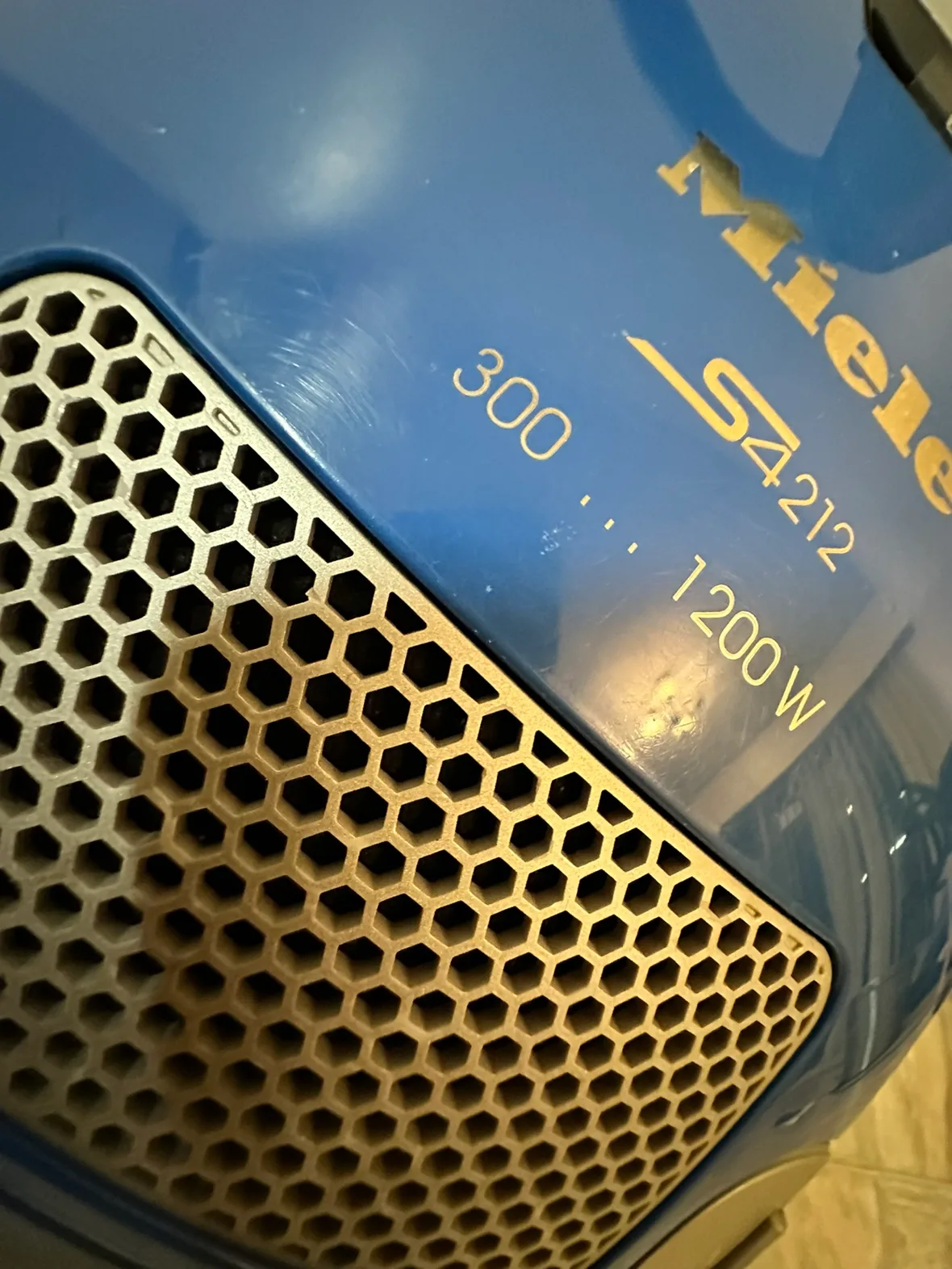 Miele S4212 Vacuum image indicator(2)