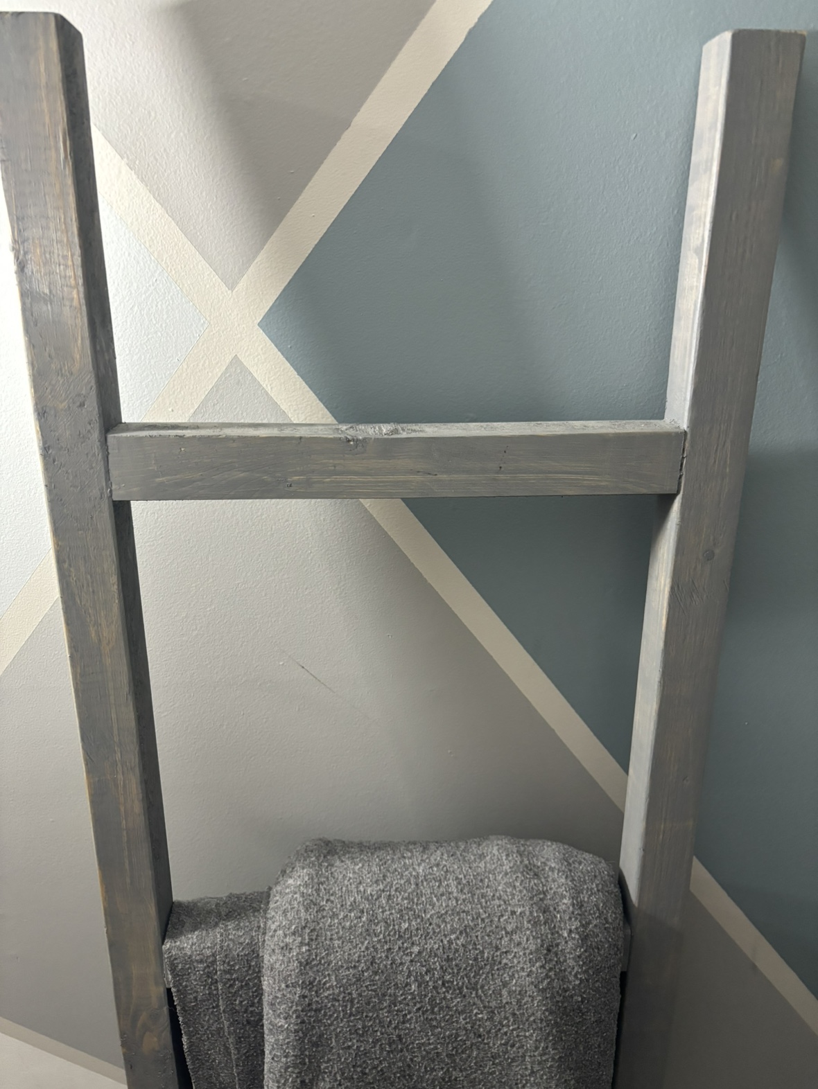 Wooden Blanket Ladder