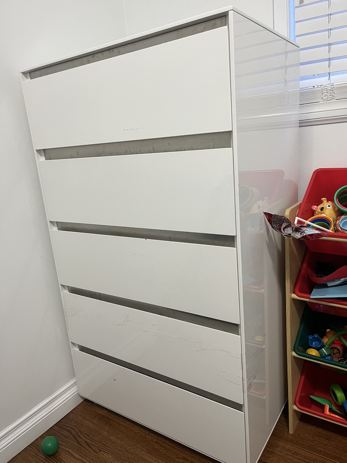 White 5-Drawer Dresser - photo 5