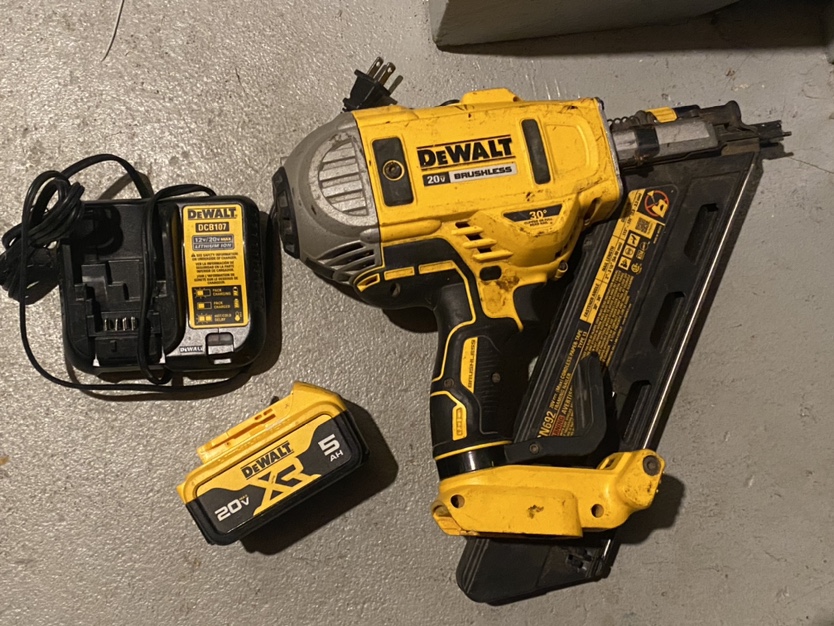Dewalt 20V Cordless Framing Nailer