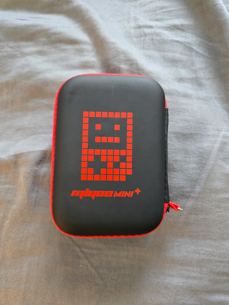 Miyoo Mini Plus (128 GB SanDisk upgrade) thumbnail