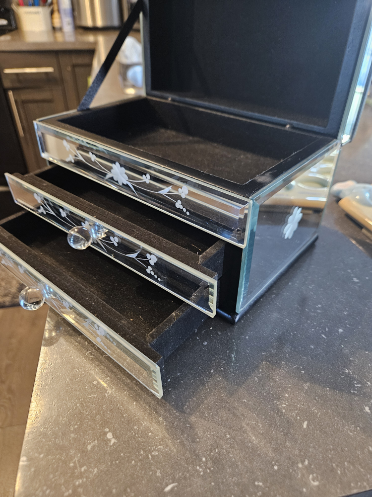 Jewelry box - photo 3