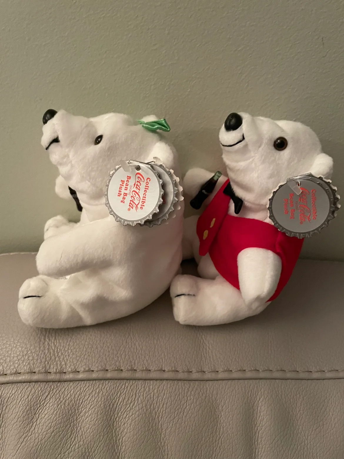 Pair of Coca-cola polar bears image indicator(3)