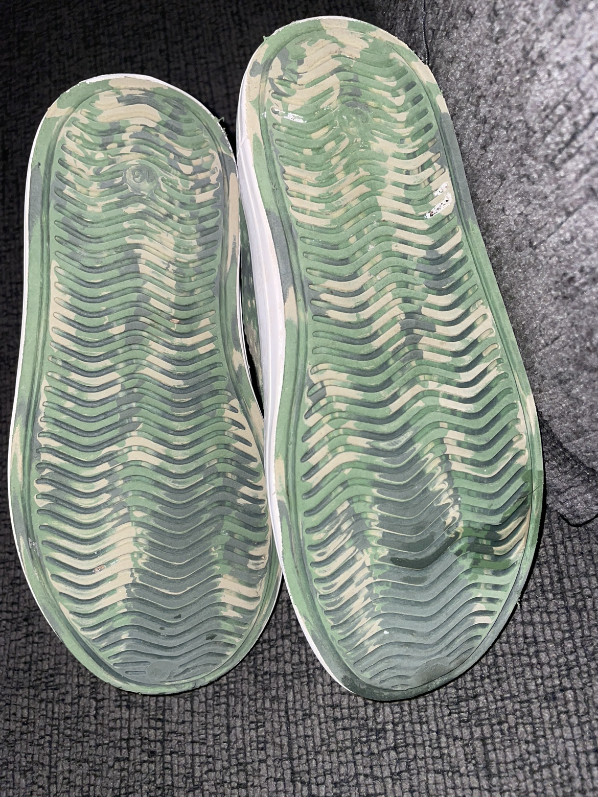Kids' Camo Native like shoes - size 13 - photo 3