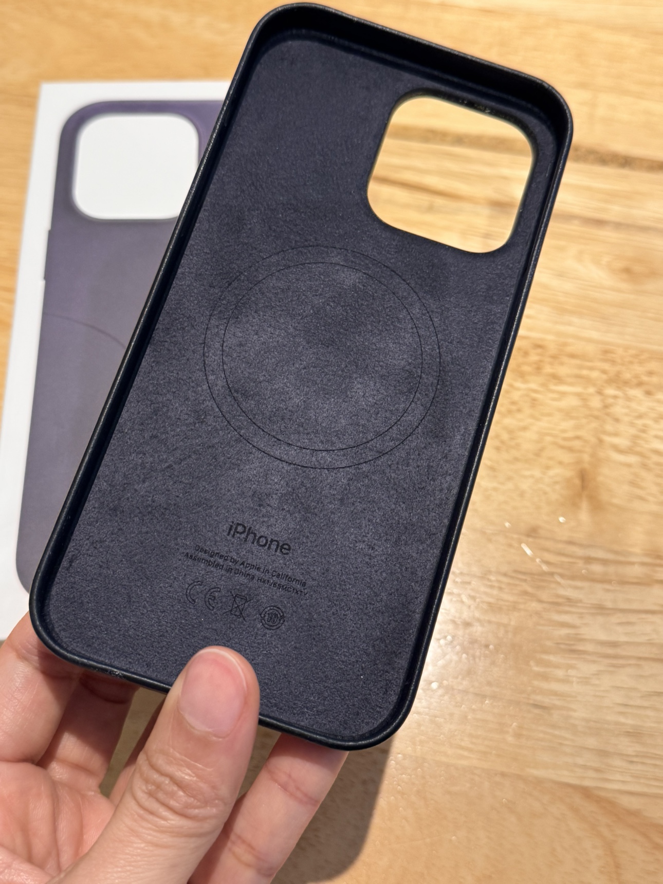 Apple iPhone 14 Pro Max Leather Case - Black - photo 2