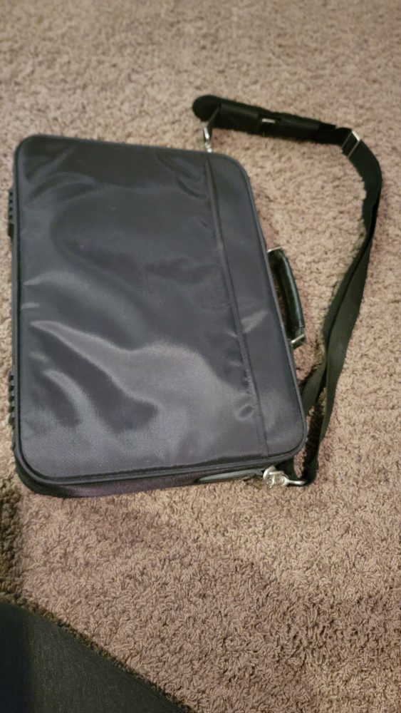 Targus Laptop Bag #freecycle - photo 2