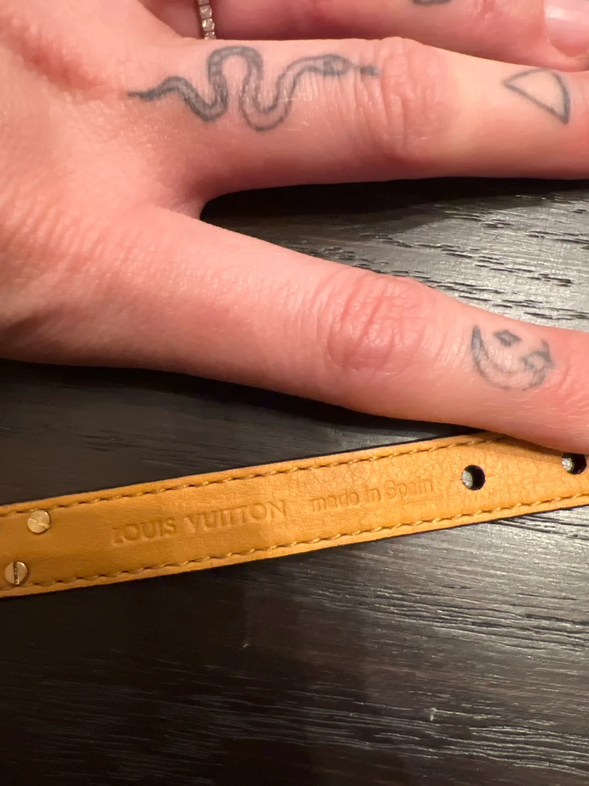 Louis Vuitton Essential V Bracelet image indicator(4)