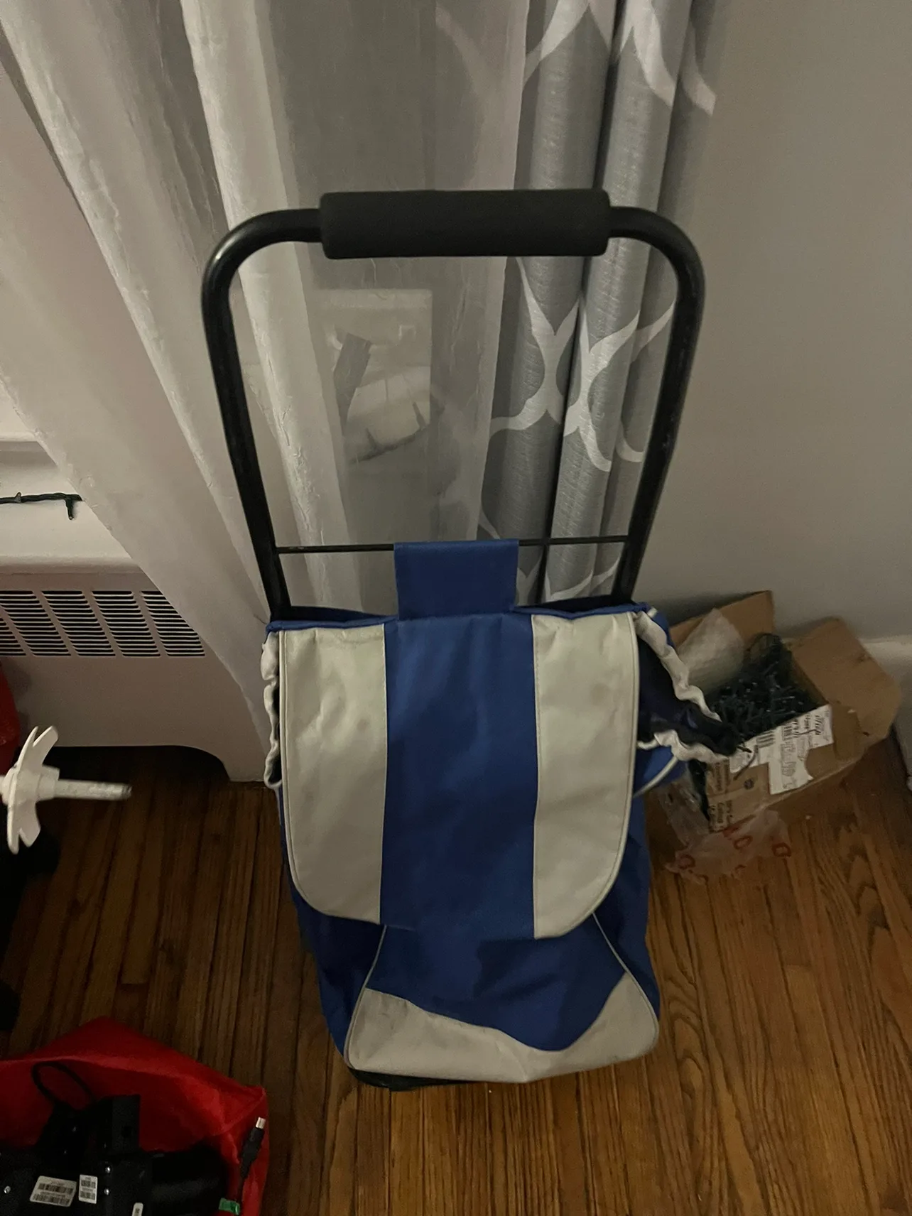 Folding Shopping Cart thumbnail