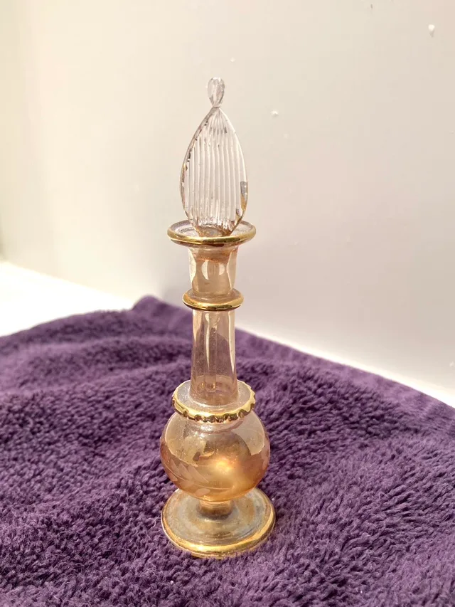 ✨Vintage Glass Perfume Bottle image indicator(5)