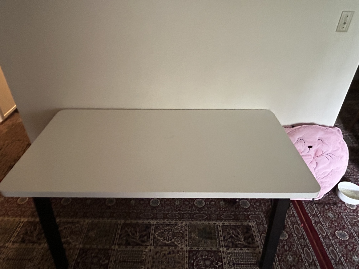 White Desk - photo 2