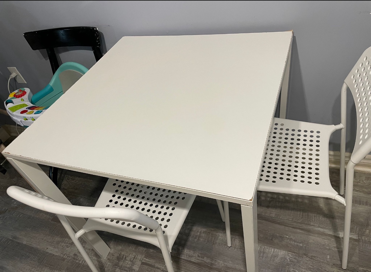 White Square Table with 2 Chairs