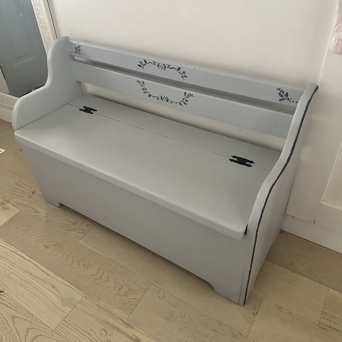 Solid wood Entryway / hallway bench with storage - bench seete