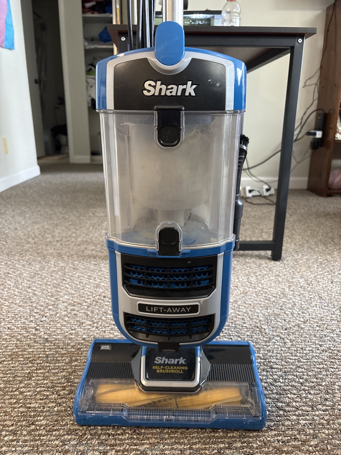 Shark Lift-Away Vacuum (for parts)