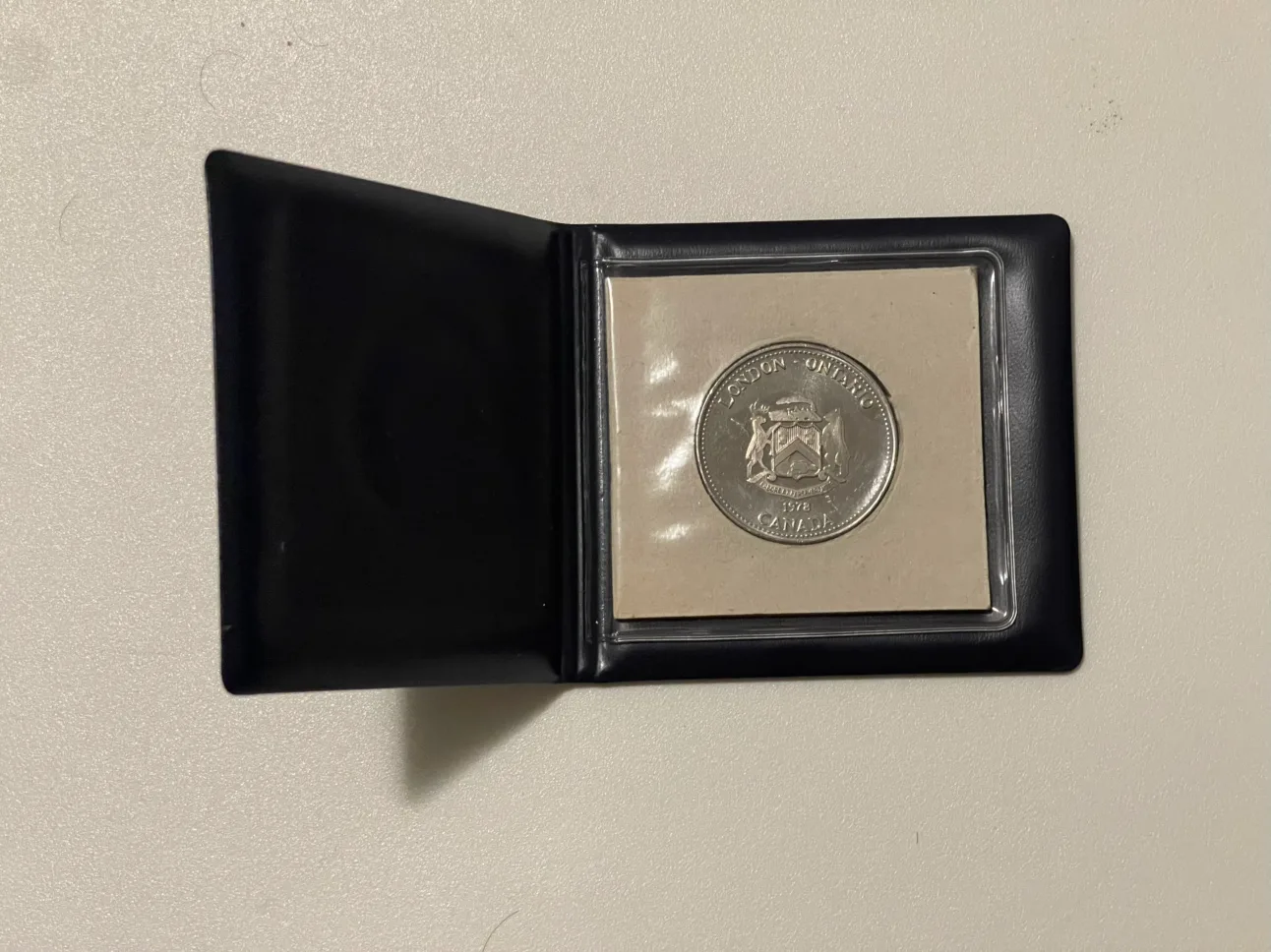 Western University 100th Anniversary Commemorative Coin image indicator(4)