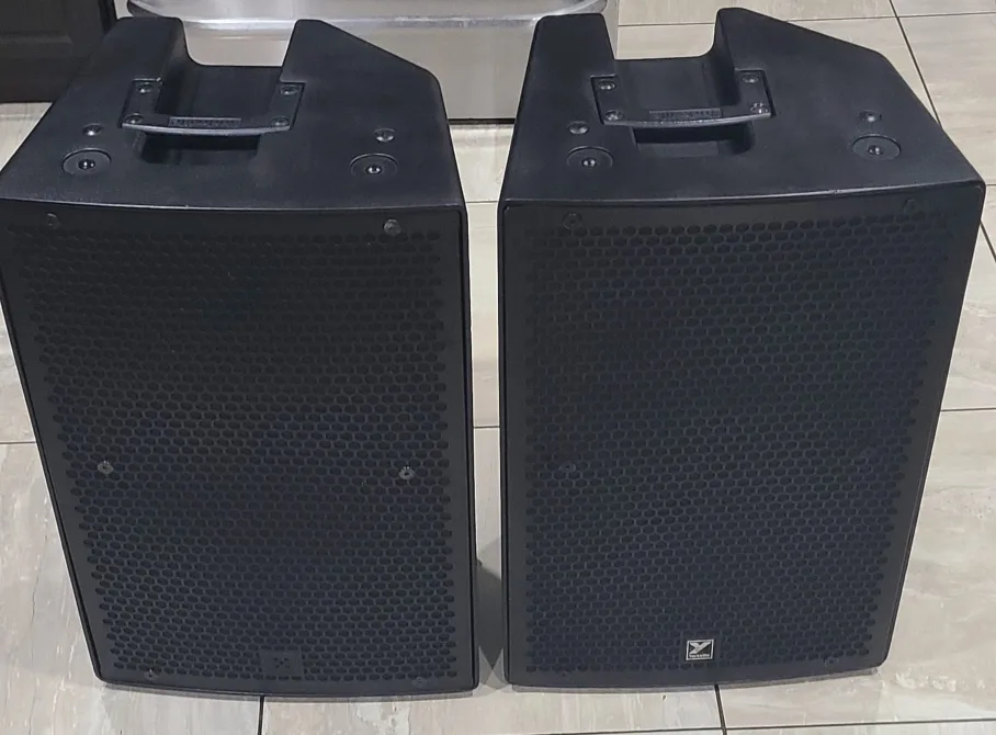 YORKVILLE PS12P 12" Powered Speaker Pair 1400 watts, 4400 peak thumbnail