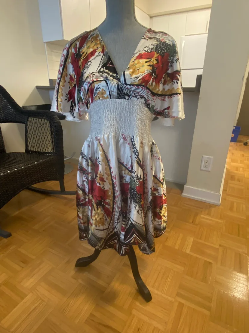 Katie Floral Dress thumbnail