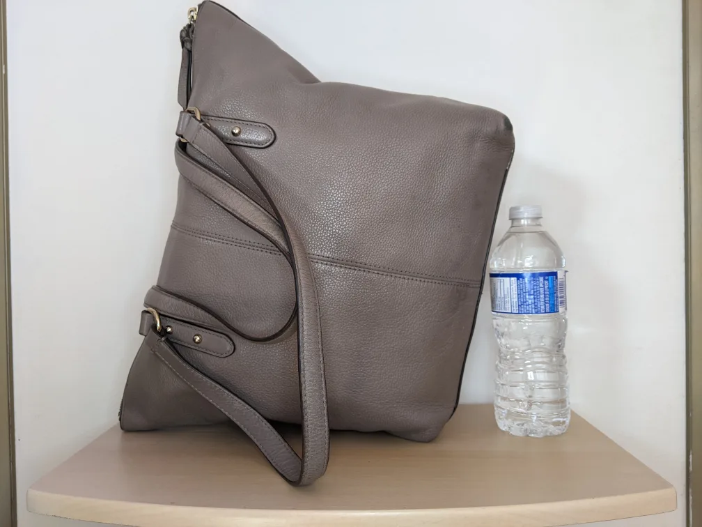 Kate Spade Larchmont Avenue Penny Gray Pebbled Large Leather image indicator(4)