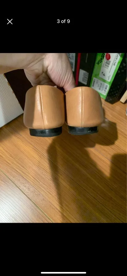 Michael Kors Tan and Black Flats image indicator(3)