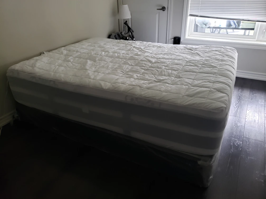 Serta iCollection Hopedale Mattress $200 OBO NEED GONE ASAP - photo 2
