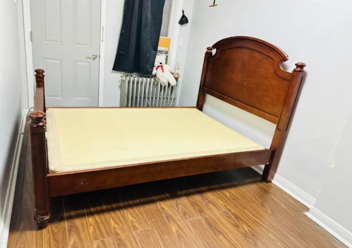 Double Bed Frame with mattress - photo 2