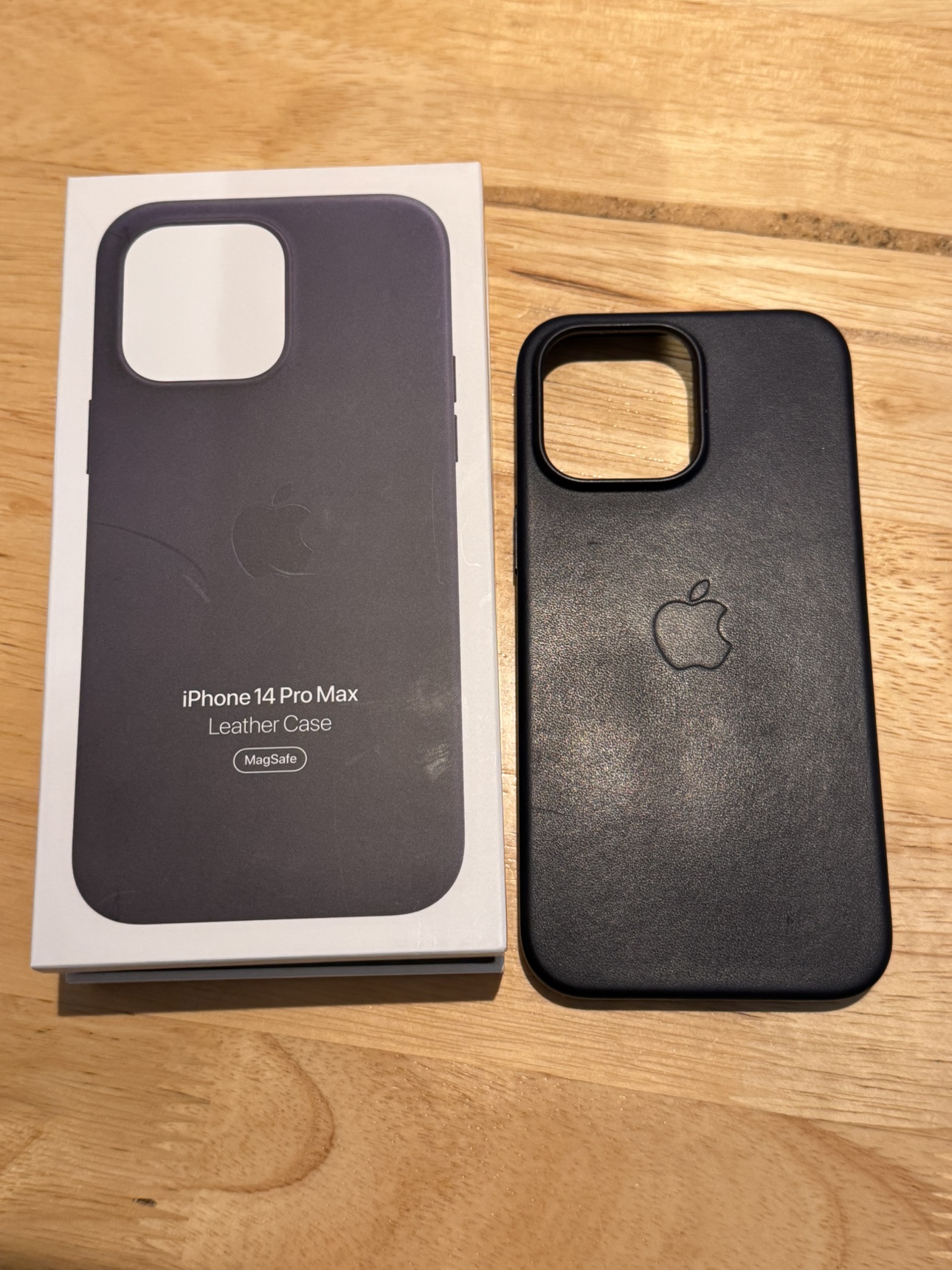 Apple iPhone 14 Pro Max Leather Case - Black