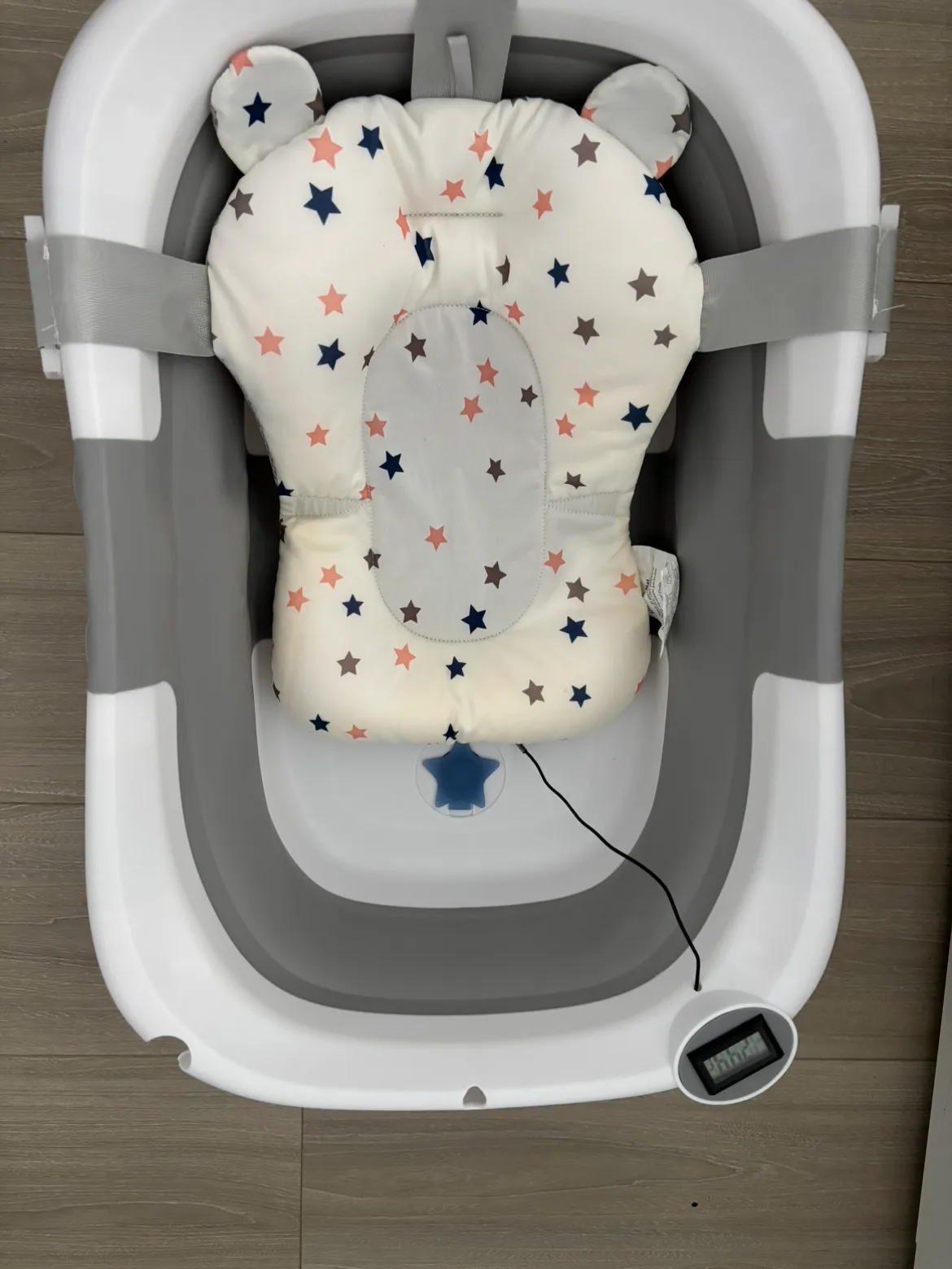 Baby Bathtub with Support Cushion thumbnail