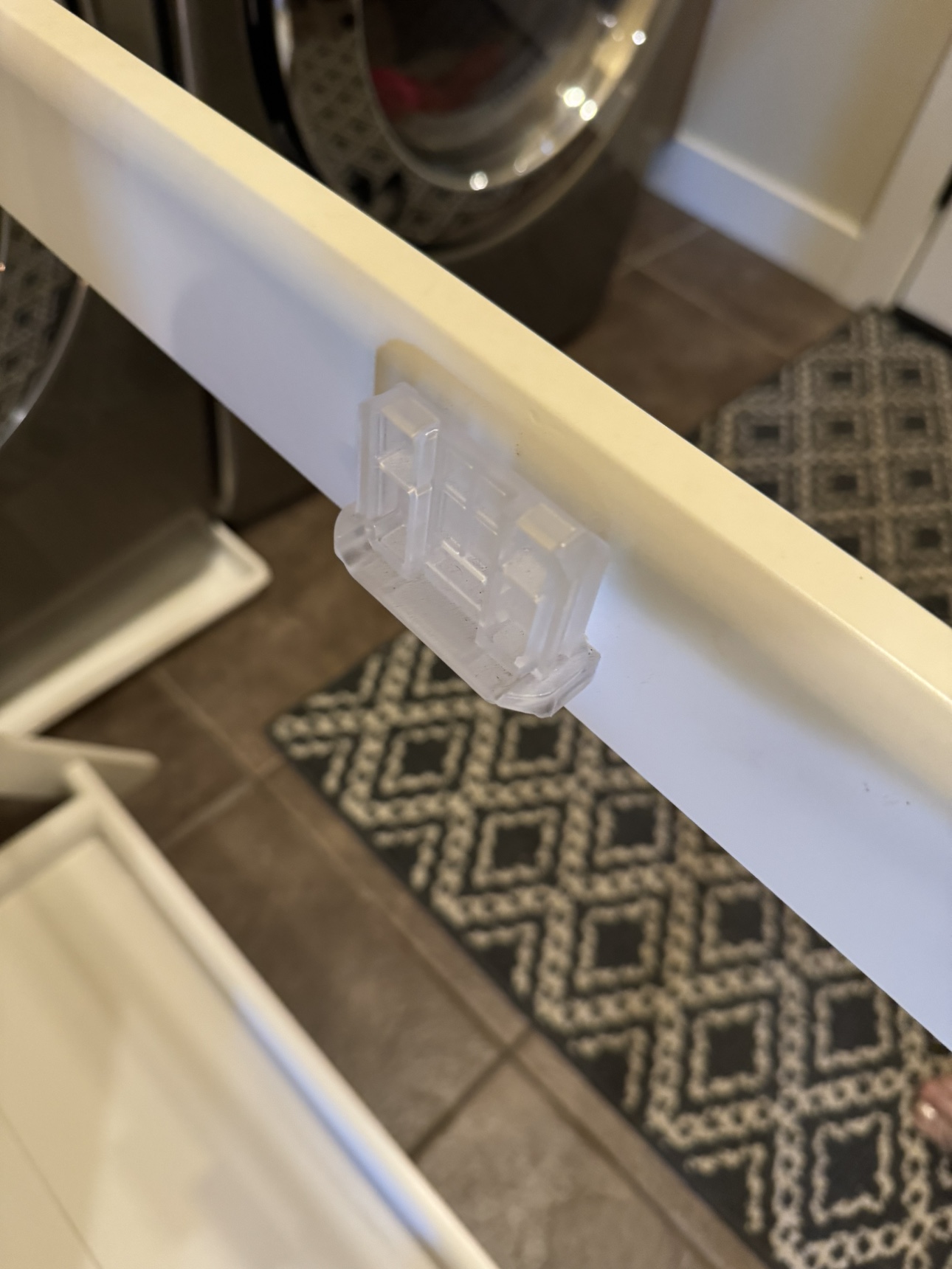 UPPAbaby Bassinet Stand and Laundry Hamper - photo 4