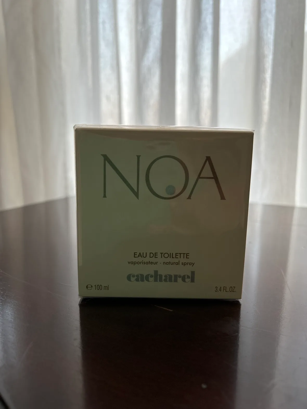 Cacharel Noa Eau de Toilette thumbnail