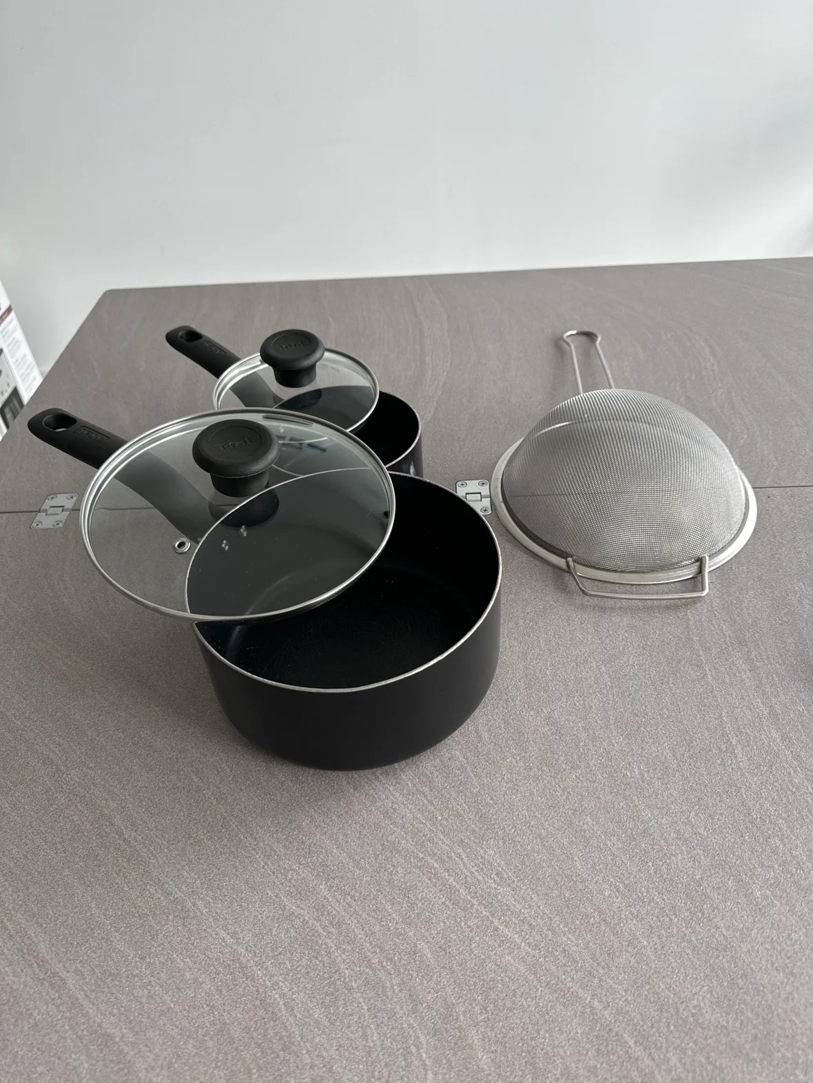 Tefal Saucepan Set + Colander thumbnail