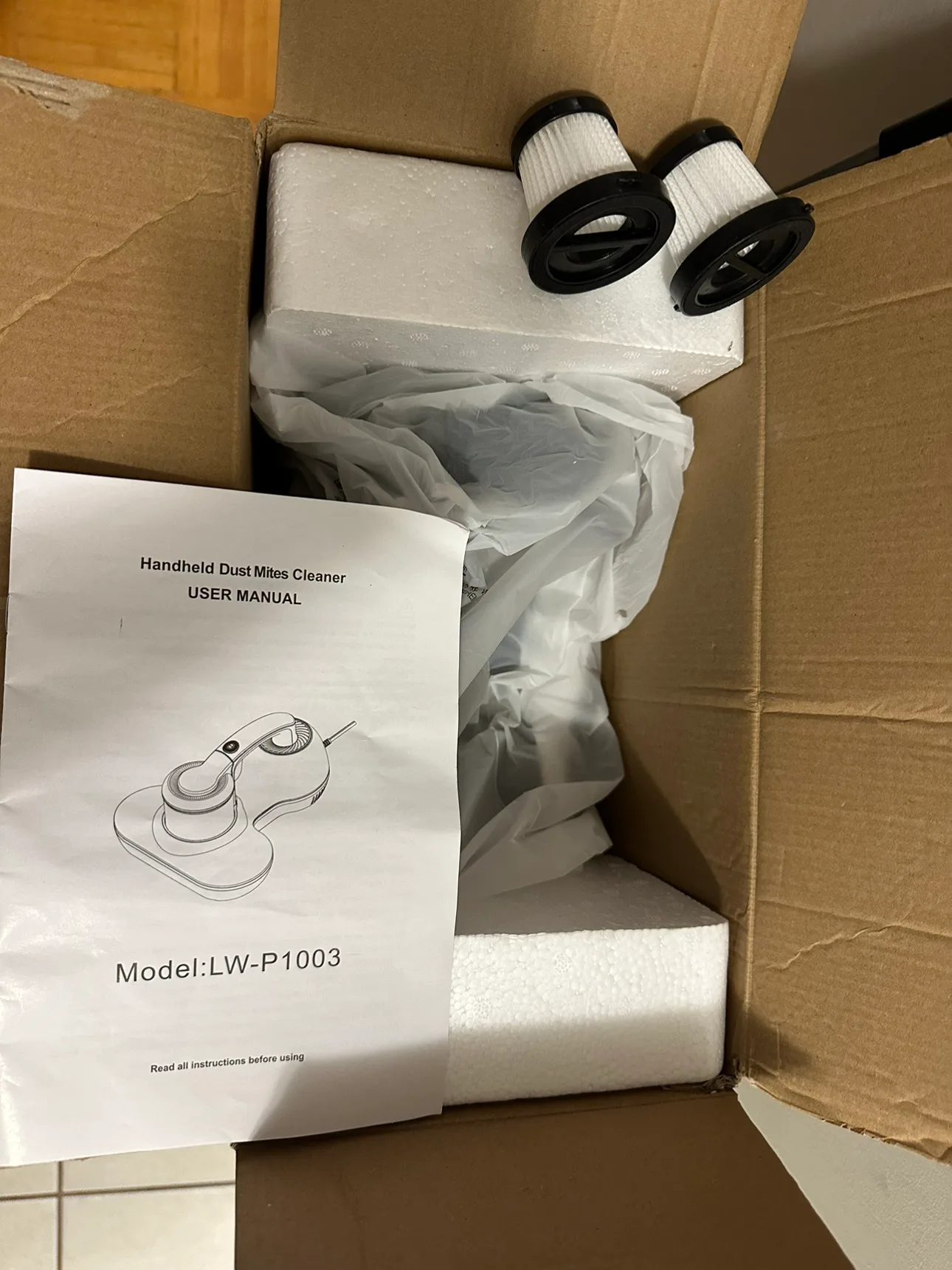 Handheld Vacuum Cleaner Clean Up Bed Sheet Pillow Couch image indicator(4)