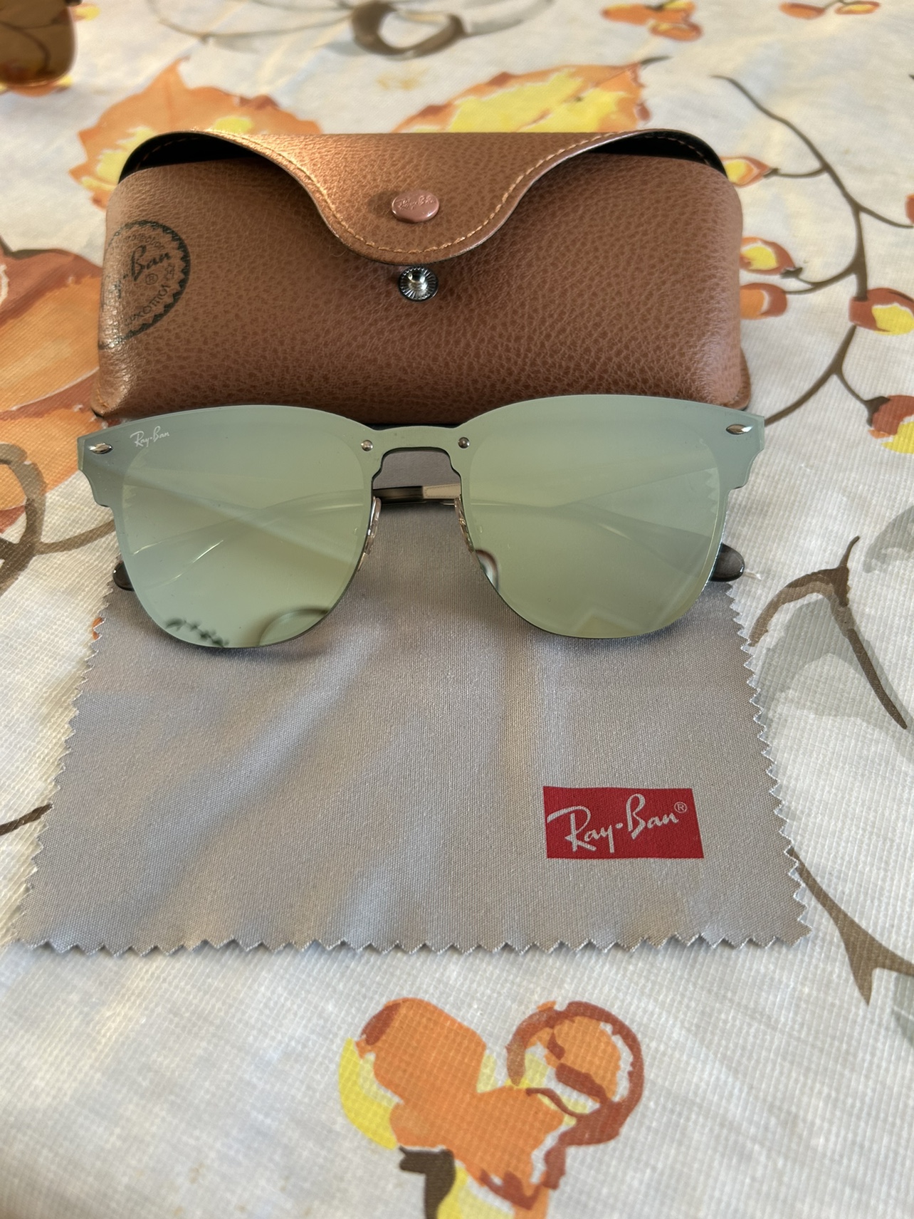 Ray-Ban Sunglasses