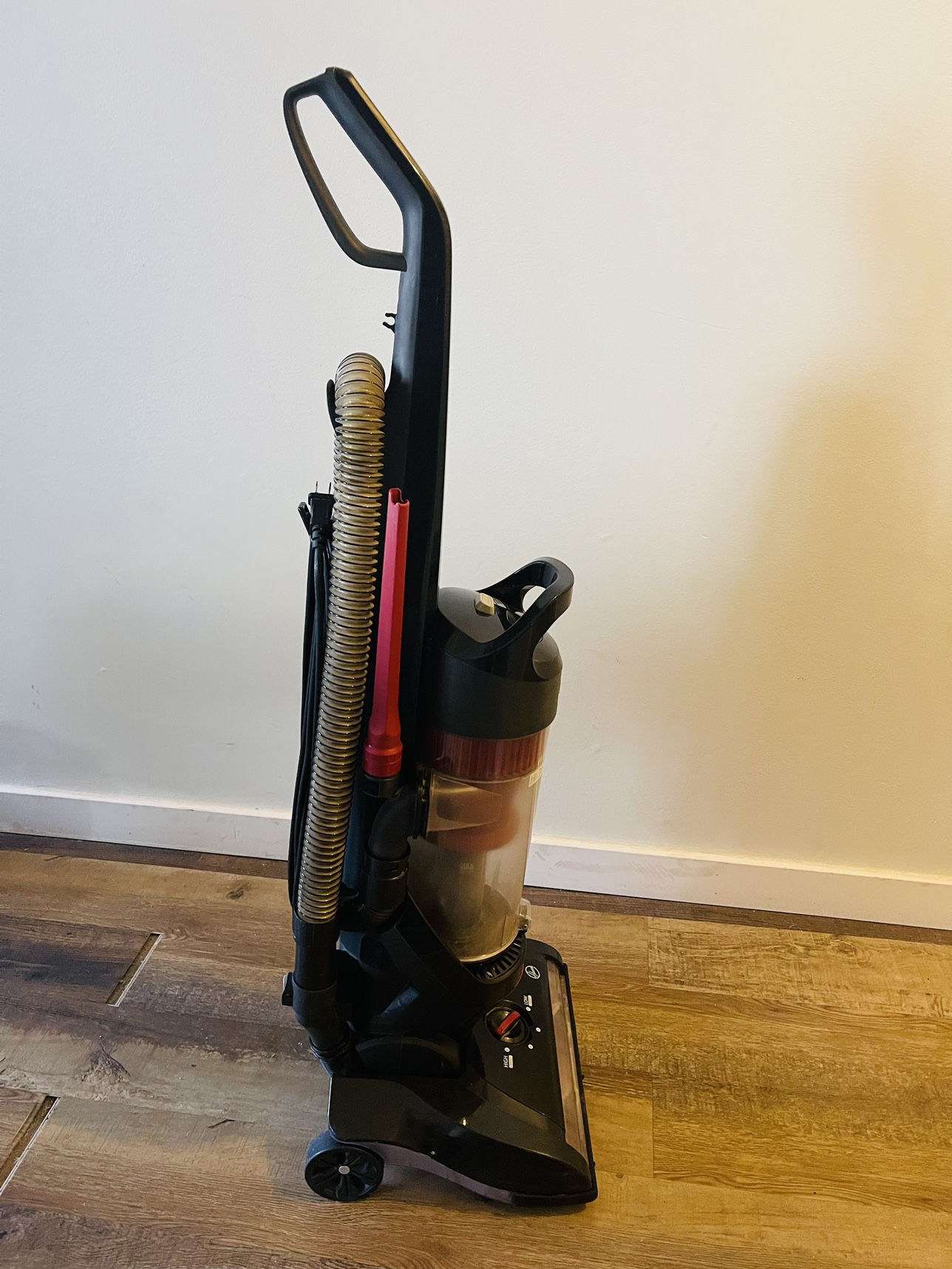 Hoover Vacuum - photo 4