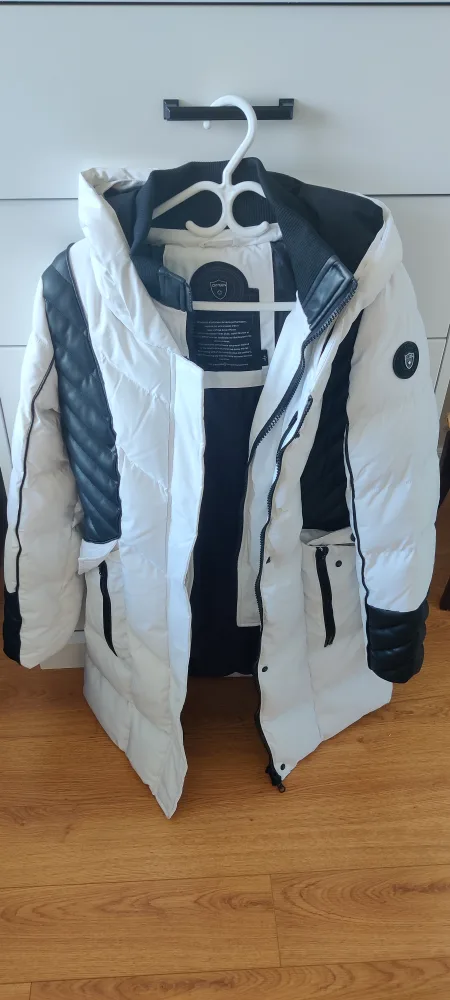 Winter jacket image indicator(4)