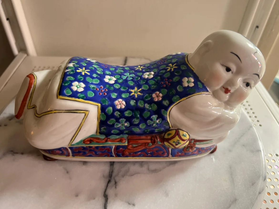 Chinese Porcelain Figurine Pillow image indicator(2)